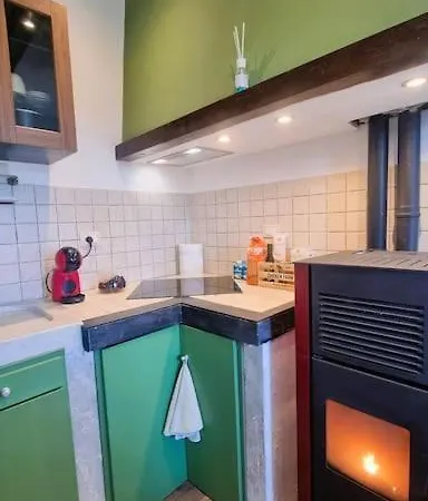 Apartment Bee Freeride Biker House *
